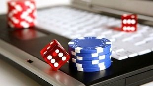 pp8 us ဂိမ်းလော်ဘီ Slots နှင့် Table Games မြင်ကွင်း
